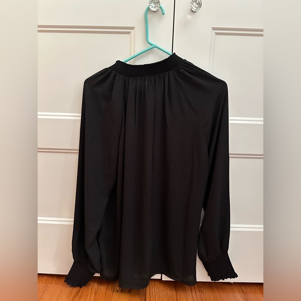 NYDJ Black Smocked Neck Tie-Front Tunic NWT - Picture 5 of 7